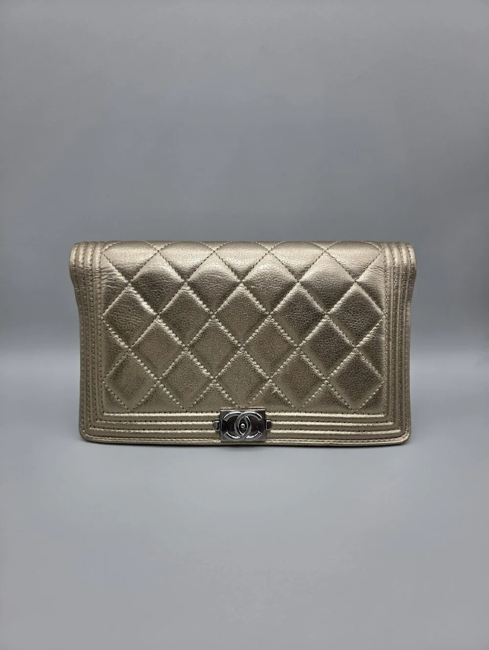 💛CHANEL Yen Gold Leather Wallet/Clutch💛